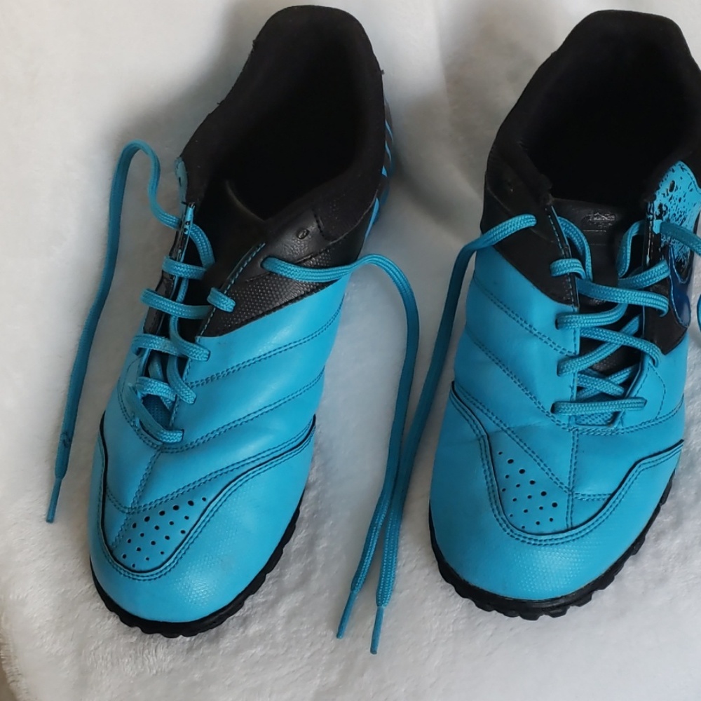 Mens sneakers